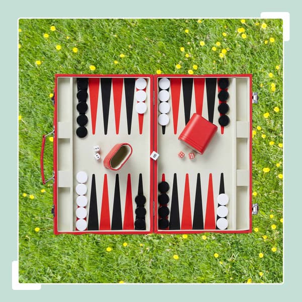 Punainen backgammon laukku