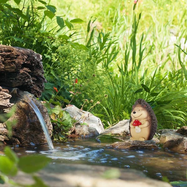 Igelkottsträdgårdsfigur