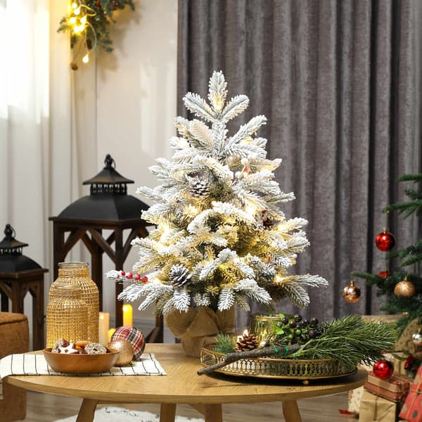Minijulgran 60 cm med 35 LED-lampor och snöeffekt, timer, vit