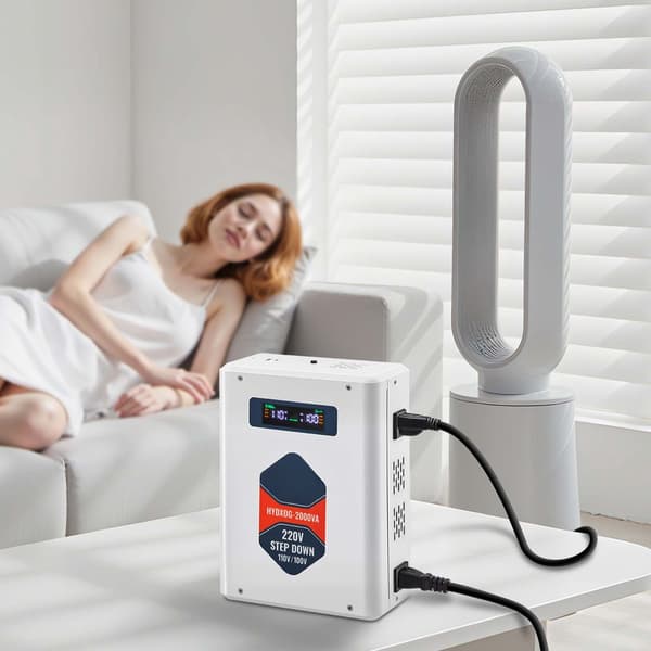 2000VA Step-Down spændingsomformer 220V til 110V, USB, LCD