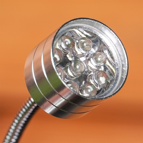 Magneettinen grillilamppu 9 säädettävällä LED-valolla