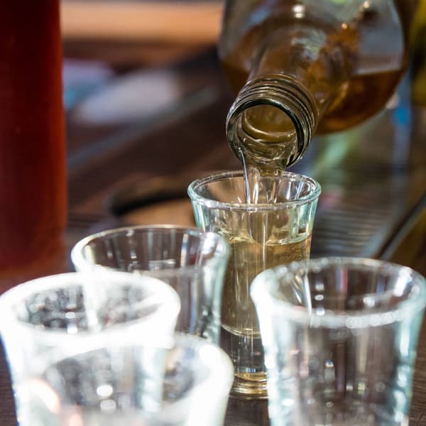 4 cl shottilasit 6 kappaleen sarjassa