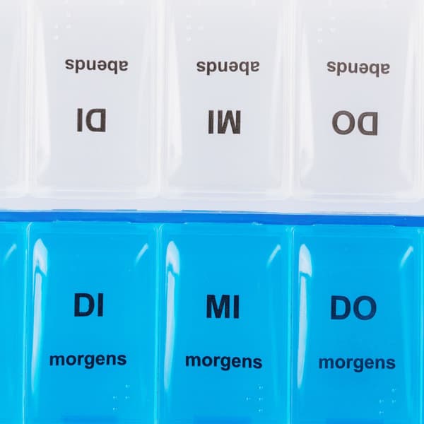 7-dages pilleorganisator med 2 rum