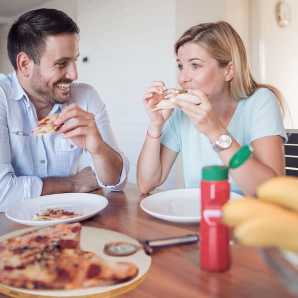 Bambuinen pizzalautanen, 2 kpl, leivinpaperilla