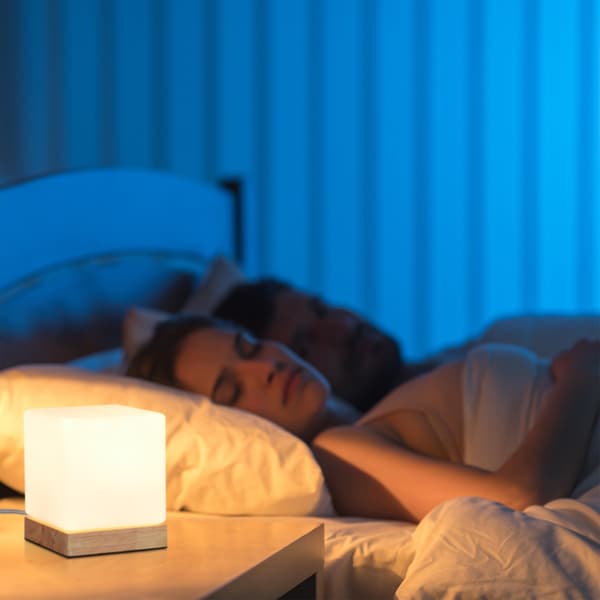 Bordslampa i opalglas