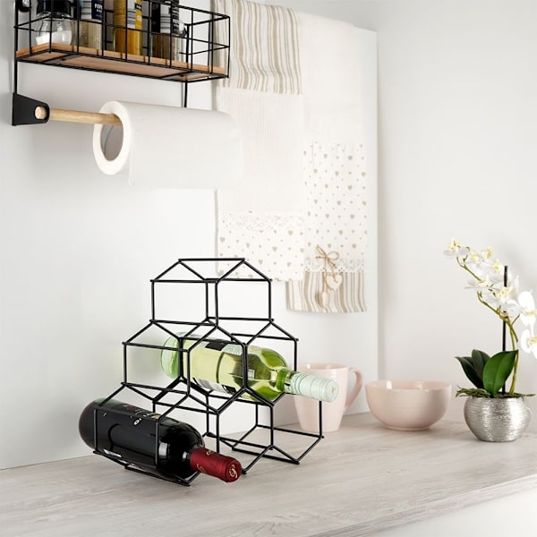 Elegant og stilfuld vinflaske i sort metal til 6 flasker