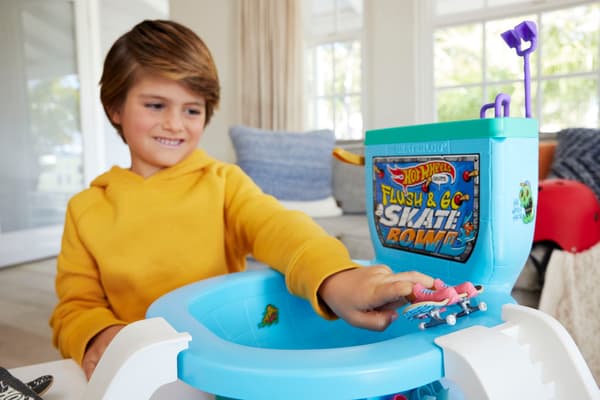 Hot Wheels Skate Flush&Go -Leikkisetti
