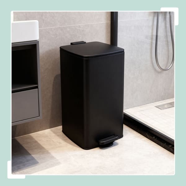 Pedalbin för kök, 30 l, mjukstängande lock