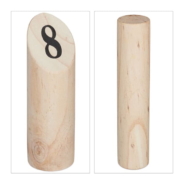 Puinen Kubb-pelisetti