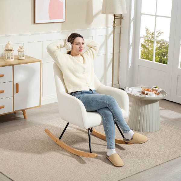 Gyngestol, gyngestol med armlæn, træløbere, afslapningsstol, lænestol med fløjlslook, afslapningsstol, gyngestol til soveværelse, stue, balkon, cremeh