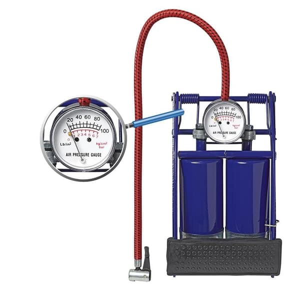 Fotpump dubbel cylinder med manometer