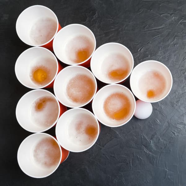Beer Pong bollar