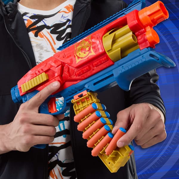 Nerf Loadout Blaster med 6-pils cylinder, opbevaringsplads til 14 pile