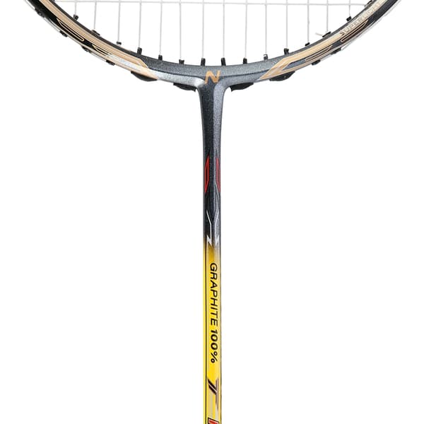 Badmintonracket i kol med lock