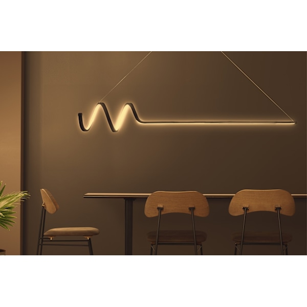 Lysekrone Waterwave - Sort krop, gult lys