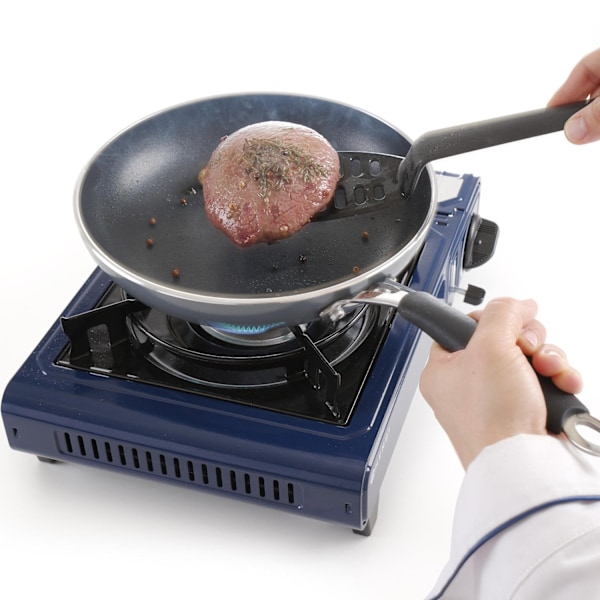 Aluminiumstekpanna med Teflon Platinum Professional non-stick beläggning. 24 cm - Hendi 621110