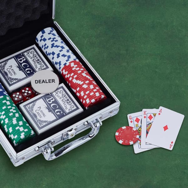 Pokerväska med 100 marker