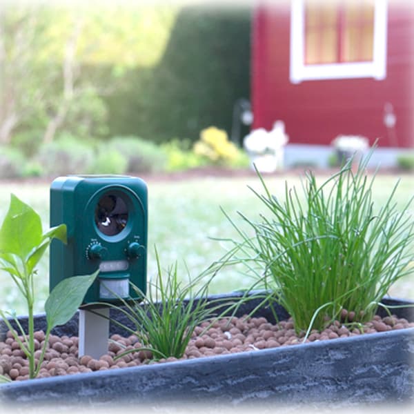 Genius Ideas Universal Solar Repeller 'Ultimat repeller'