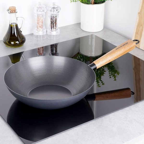 Wok i kulstofstål med non-stick til asiatisk madlavning