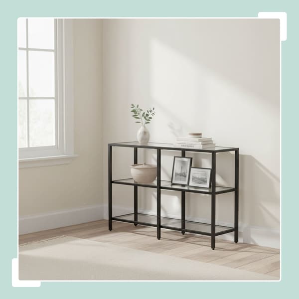 Konsolbord med 3 glashyllor – Modern design