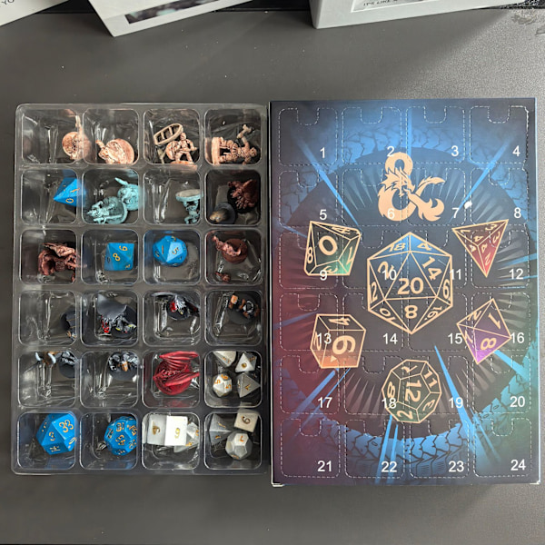 REMAKE 2024 Nytt Dungeons & Dragons Julekalender, 24 stk Julekalender Blind Box Gaver, Julegaver til Barn
