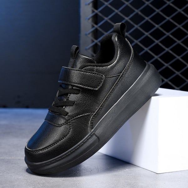 REMAKE Pojkar solida skate skor snörning bekväma halkfria street style sneakers för alla årstider utomhusträning aktiviteter svart 34