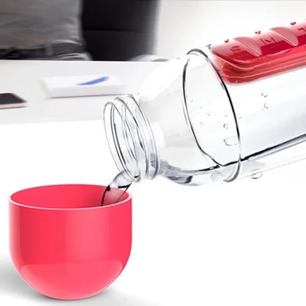 2-i-1 600ml vannflaske med 7-roms medisinboks Svart