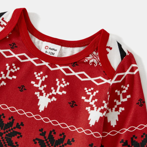 Jouluperheen Matchiva Reindeer ja Lumhiutaleet Pitkähihainen Punainen Pyjamasetti (Liekkikestävä) Punainen Naisten