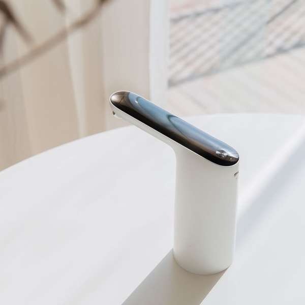 Automatisk USB-minivattenpump från sladdlös laddningselektrifierare