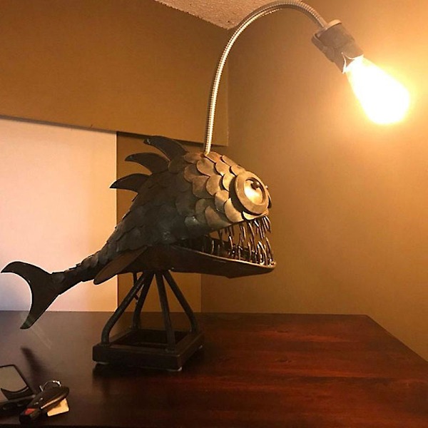 Fiskermannslampe USB Oppladbar Metall Skrivebordslampe, Håndlaget Dekorasjon for Små Rom