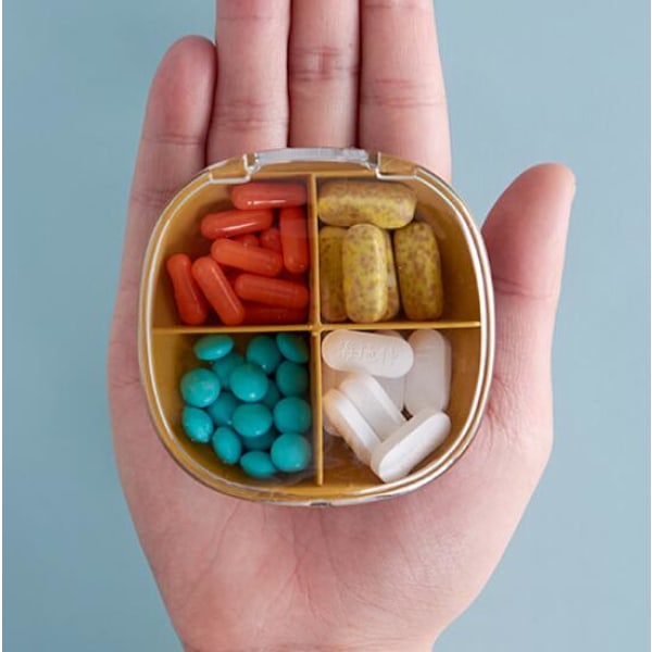 Liten Portabel Transparent Visuell Pillbox * 2 (4 Blå Fack)