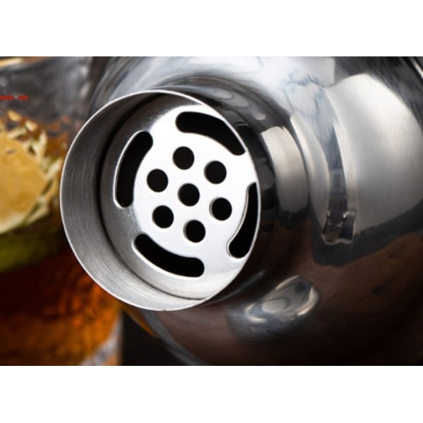 Shaker tre-lags shaker rustfri stål shaker 550ML kan galvaniseres (to naturlige rustfri stålfarver),