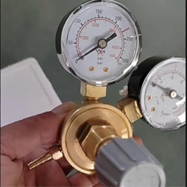 Argons CO2-mätare Tryckreducerare Mig Flödesmätare Kontrollventil Dubbelmätare Svetsregulator
