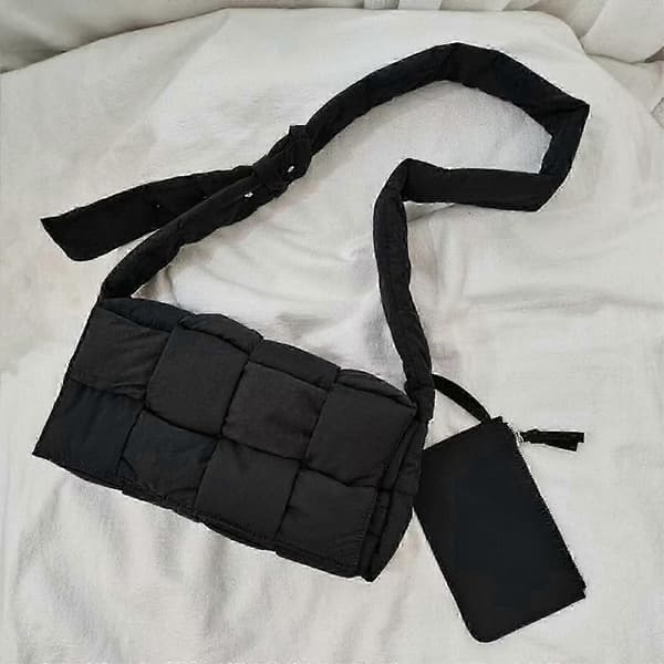 Puffer Vävd Väska Bomull Kassett Vadderade Designer Crossbody Väskor-Utmärkt-Bra