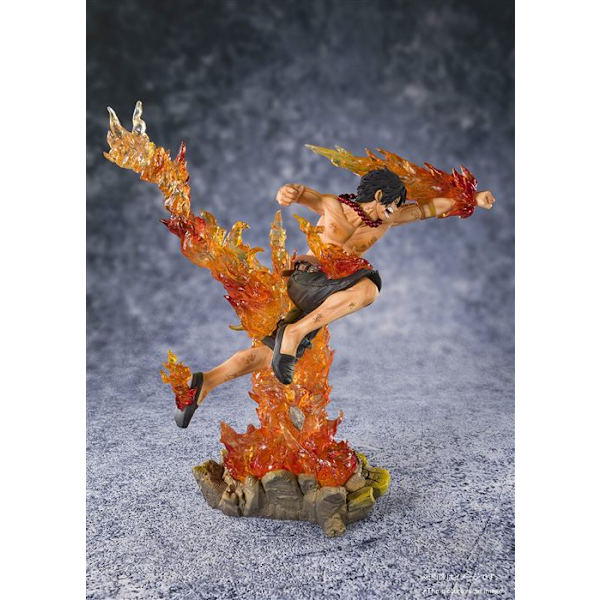 Figurin One Piece model 21cm - Portgas?D?Ace - Kommandør
