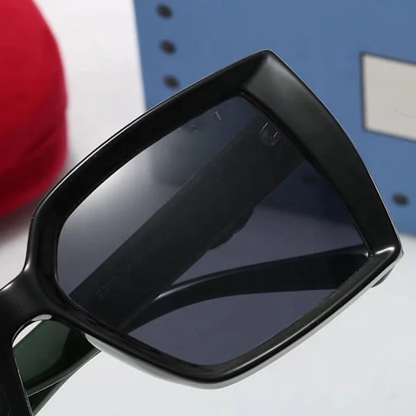Päivittäiset päivitykset G C Cat Eye -aurinkolasit, luksusmerkki, laatikolla, naisten suunnittelija-aurinkolasit 2024 Black With  case