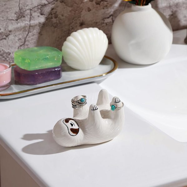 Dovendyr Ringholder til Kvinder Søde Dovendyr Gaver til Kæreste Fødselsdag Bryllup Jul Keramik Lille Ring Stativ Ring Display til Hjemmeindretning White Sloth