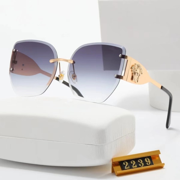 Nya metallbågade solglasögon herr lyx märke mode överdimensionerade solglasögon 2024 designer nyanser solglasögon för kvinnor män 2239-C01 Glasses with brand logo