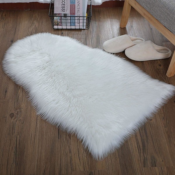 Mjuk Konstgjord Pälsmatta Vit Fårskinn Stolsöverdrag Sittdyna Shaggy Matta för Sovrum Soffa Vardagsrum Golv (2 x 3 fot (60 x 90 cm) Vit)