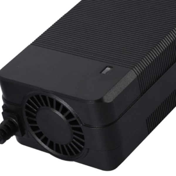 Universal 60V Lithium Batterioplader til Elcykler/Harley Unicykler, Output 67.2V-2A Lithium Batteripakke Unicykel Oplader