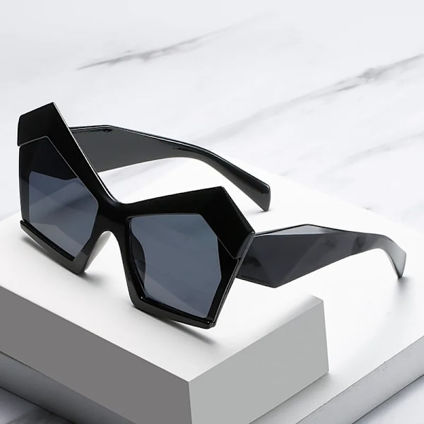 2024 Ainutlaatuiset Perhosneliömäiset Cat Eye -aurinkolasit Naisille Uusi Merkki Gradientti Elegantti Suuri Kehys Aurinkolasit Naisille Epäsäännölliset Sävyt C1 Fashion Glasses