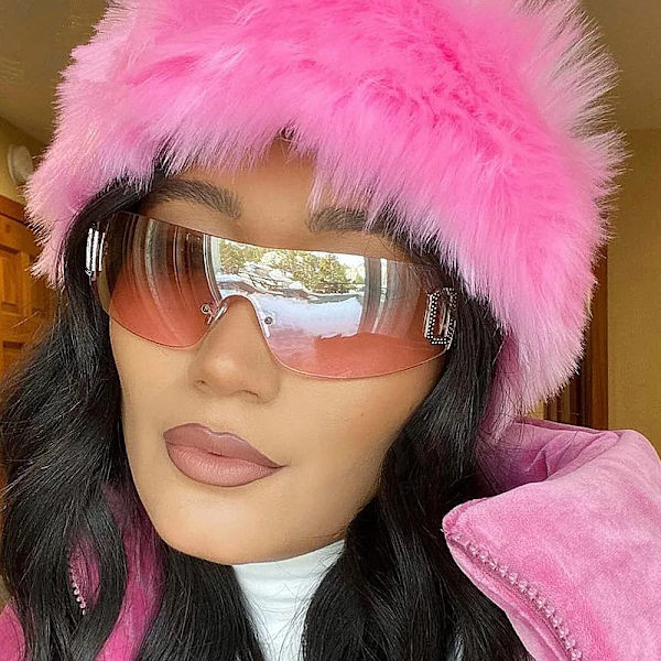 2024 Ylelliset Urheilupunk-aurinkolasit Naisille 2000-luvun Sävyt Silmälasit Goggle Rim C3 One Piece Lens Y2k Sunglasses