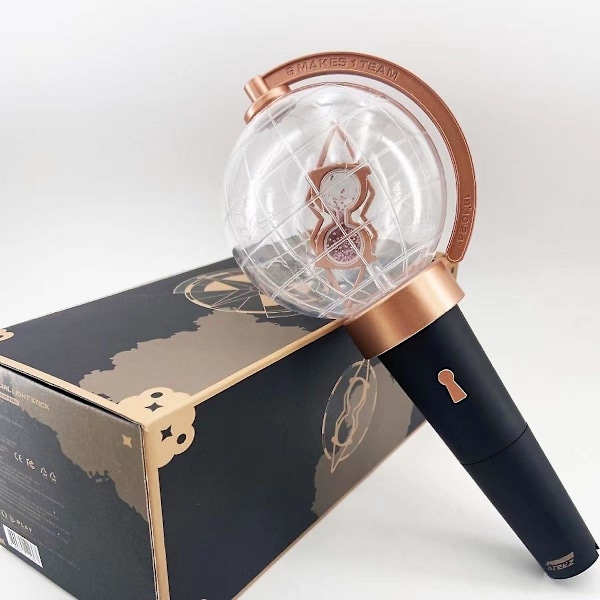 Kpop's Ateez Lystik Ver.2 Ver.1 Globe Koncert Håndlampe Samling Party Flash Fluorescerende Legetøj Gave Til Fans Version 1