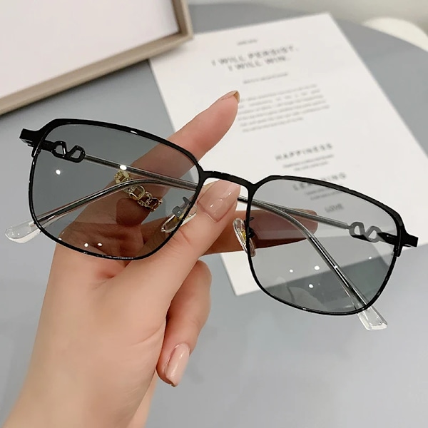 8254 Nye Hot Sale Retro Vintage fotokromiske linser Metal optisk stel Unisex Computer Briller Anti Blåt Lys Briller CU GOLD/PHOTOCHROMIC LENS optical glasses FRAME