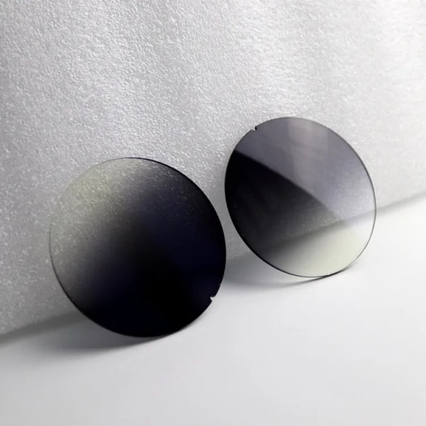 EXIA E10B Solglasögon Linser Grå Gradient Färg UV400 SHMC AR Blå Bas Kurva 2 CR39 Hartslins