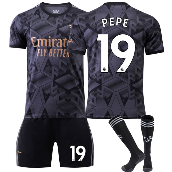 22-23 Arsenal borta svart nr 7 Saka 9 Lacazette 19 Pepe 14 Aubameyang fotbollströja set No. 19 with socks Children's size 18