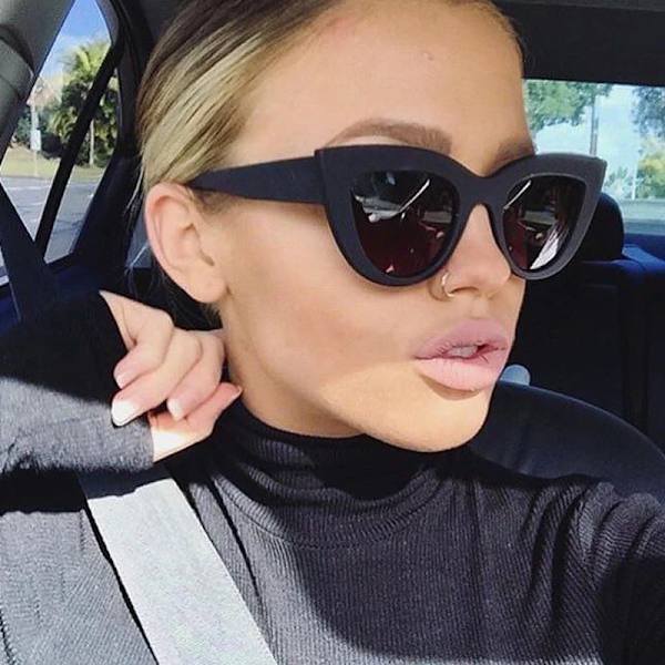 Naiset Vintage Luxury Brand Designer Mustat Lasit Aurinkolasit Naisille UV400 Silmälasit Sävyt Cat Eye Muoti Aurinkolasit C4 fashion sunglasses