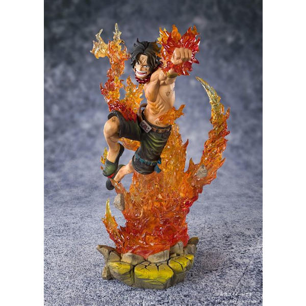 Figurin One Piece model 21cm - Portgas?D?Ace - Kommandør