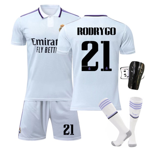 22-23 Real Madrid hjemmebane nr. 9 Benzema fodboldtrøje nr. 10 Modric 20 Vinicius nr. 1 trøje No. 21 w/ Socks + Gear #28