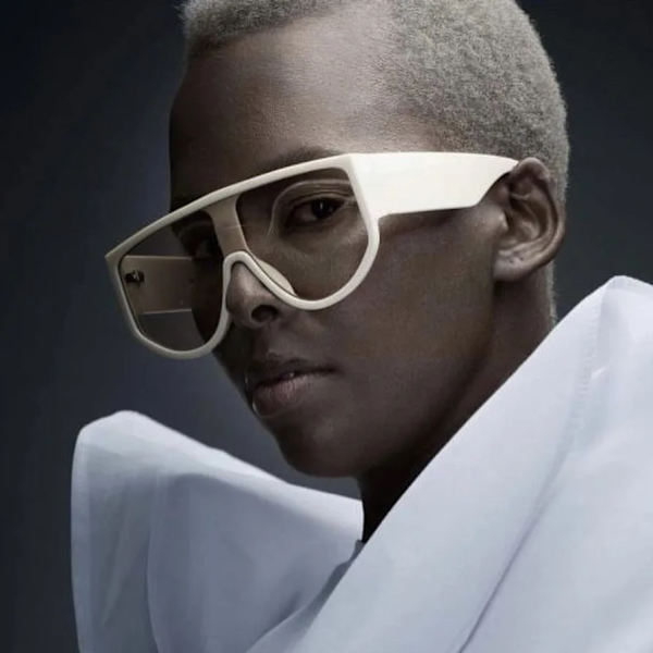 Tukkumyynti Ylisuuret Aurinkolasit 2024 Muoti Mukautettu Logo Brändi Mainos Aurinkolasit Miehille Naisille C5 Oversized  Sunglasses
